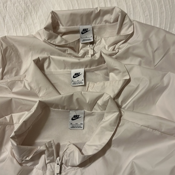 NIKE CLUB WOVEN JACKET 'WHITE' DX0672-030 - Picture 4 of 7